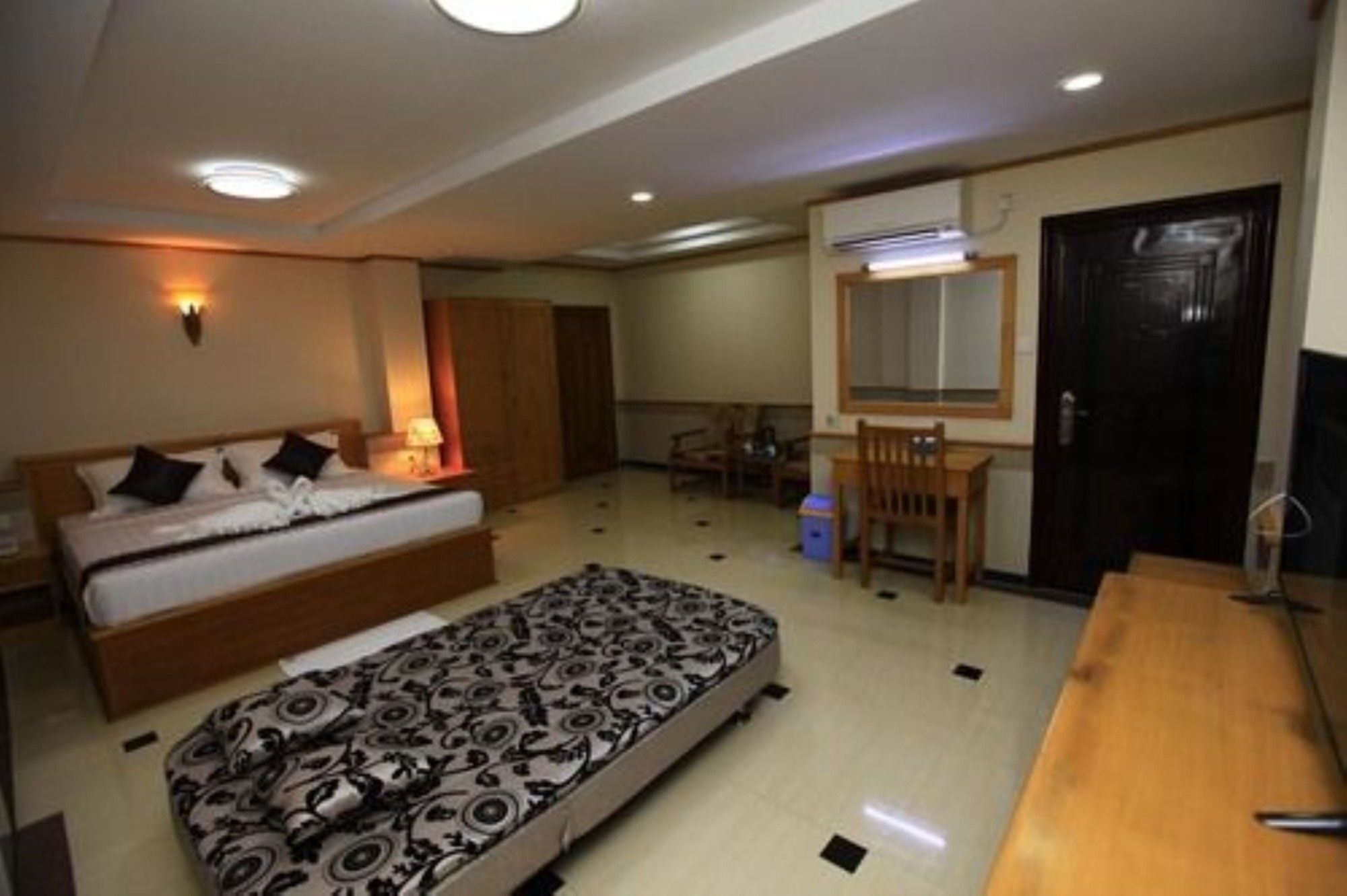 Hotel Novel 양곤 외부 사진
